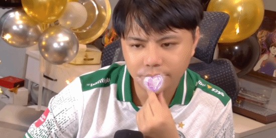 博万体育登录入口-小孩曾卓君谈什么时候退役！称想被年轻人传承下去