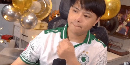 博万体育登录入口-小孩曾卓君谈什么时候退役！称想被年轻人传承下去
